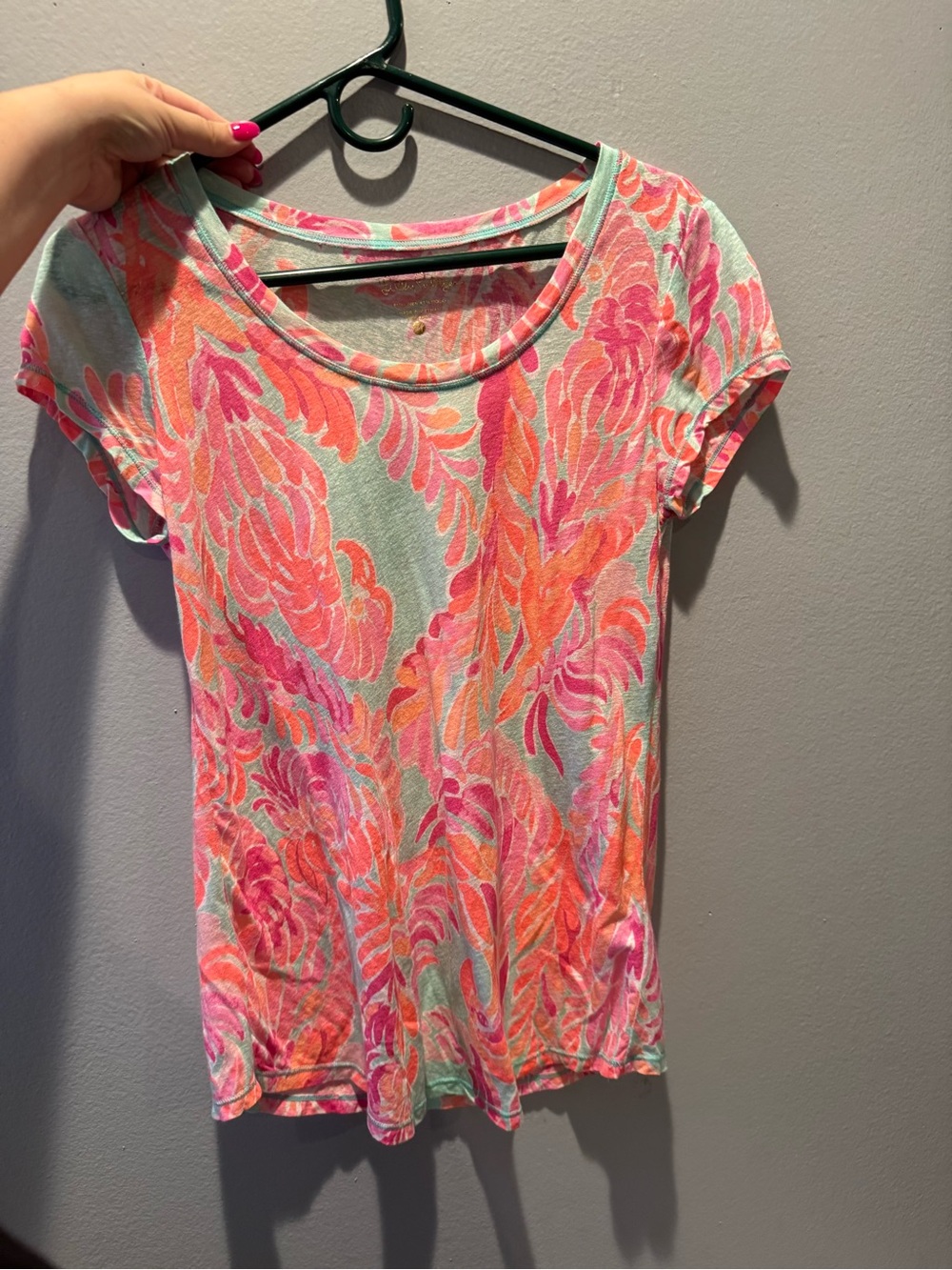 Lilly Pulitzer Scoop Neck Short Sleeve Tee in Pink & Mint